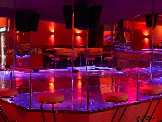 Pinky Dance, nachtclub in Ostrava